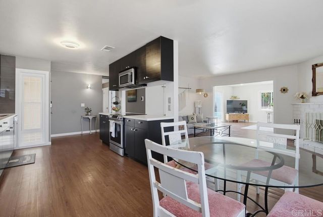 4925 Siesta Drive, Oceanside, CA 92057