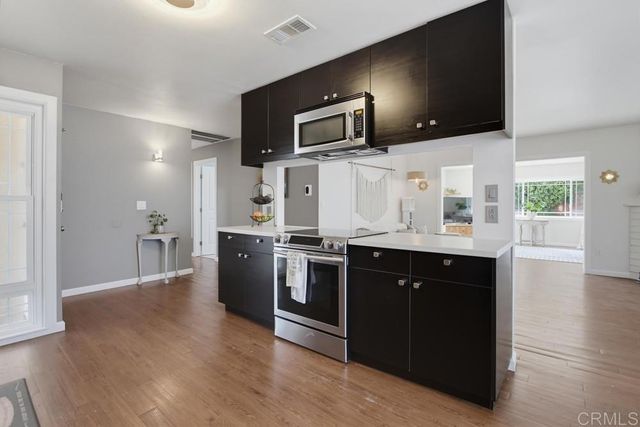4925 Siesta Drive, Oceanside, CA 92057