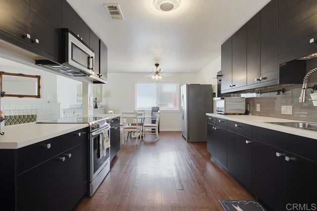 4925 Siesta Drive, Oceanside, CA 92057