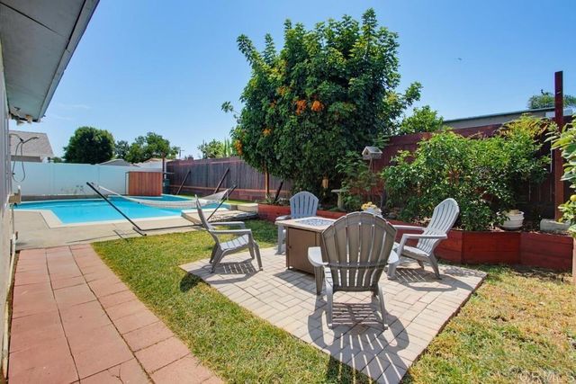 4925 Siesta Drive, Oceanside, CA 92057