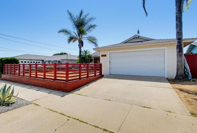 4925 Siesta Drive, Oceanside, CA 92057