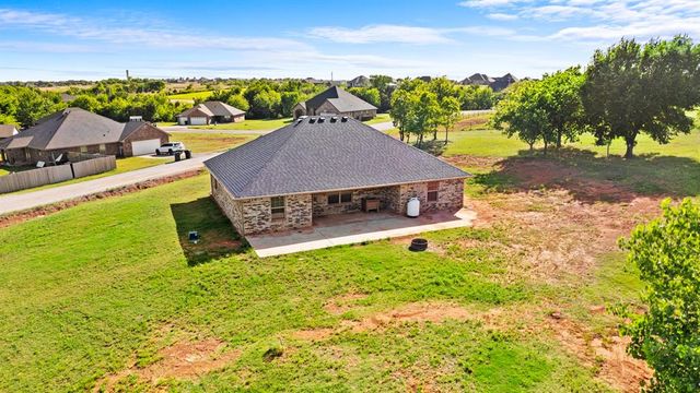 2306 County Road 1335, Blanchard, OK 73010