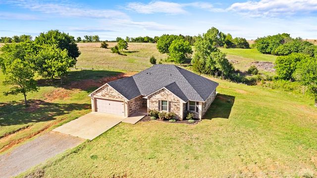 2306 County Road 1335, Blanchard, OK 73010