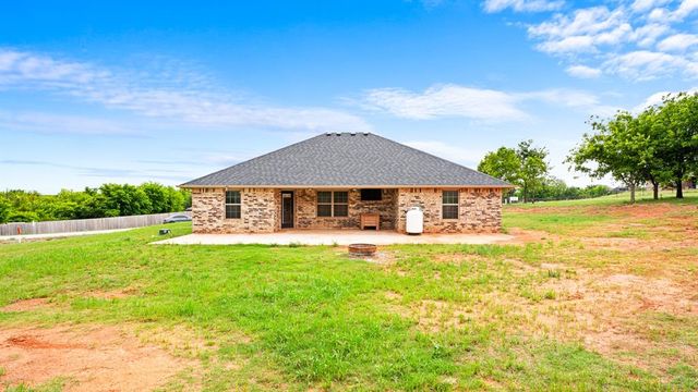 2306 County Road 1335, Blanchard, OK 73010