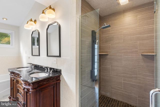 3503 ST DAVIDS RD, Wayne, PA 19087