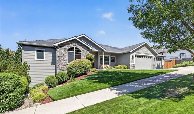 4565 Marissa Circle, Medford, OR 97504