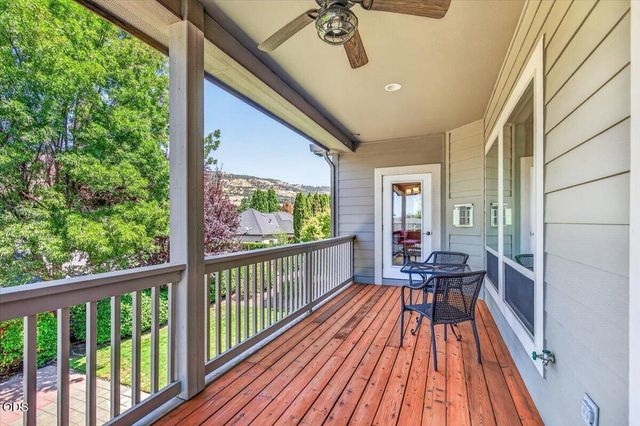4565 Marissa Circle, Medford, OR 97504