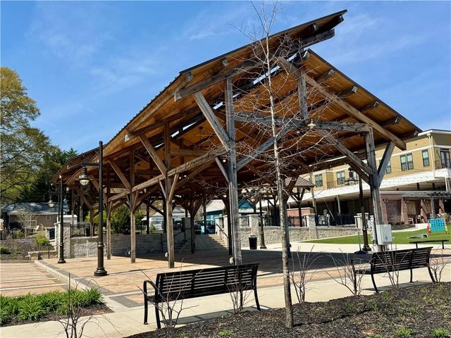 5541 Coalie Trace, Flowery Branch, GA 30542