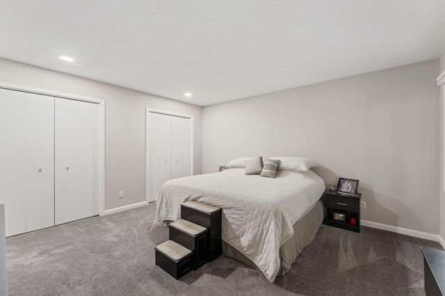 6435 Vernon Avenue S, Edina, MN 55436