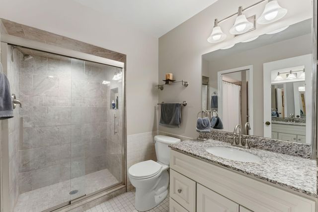 6435 Vernon Avenue S, Edina, MN 55436