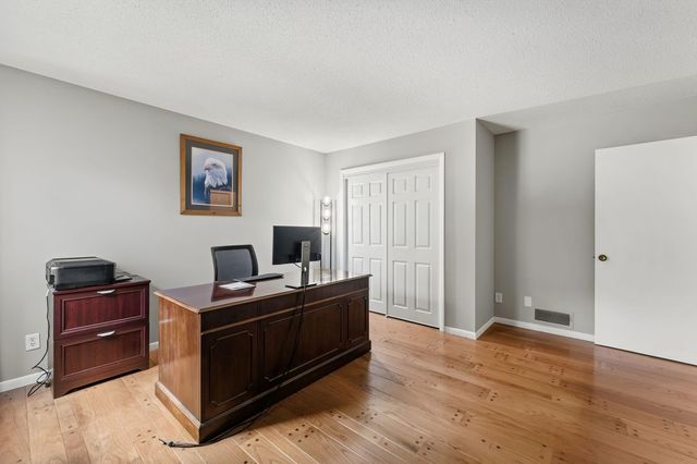 6435 Vernon Avenue S, Edina, MN 55436