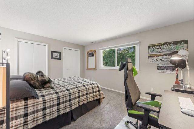 6435 Vernon Avenue S, Edina, MN 55436