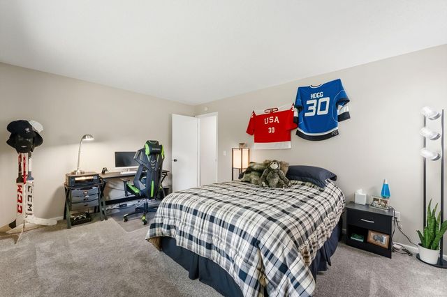 6435 Vernon Avenue S, Edina, MN 55436