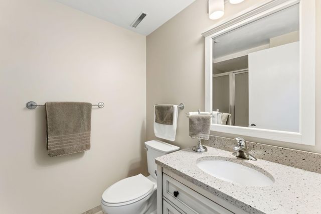6435 Vernon Avenue S, Edina, MN 55436
