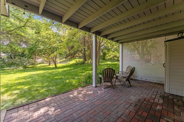 6435 Vernon Avenue S, Edina, MN 55436