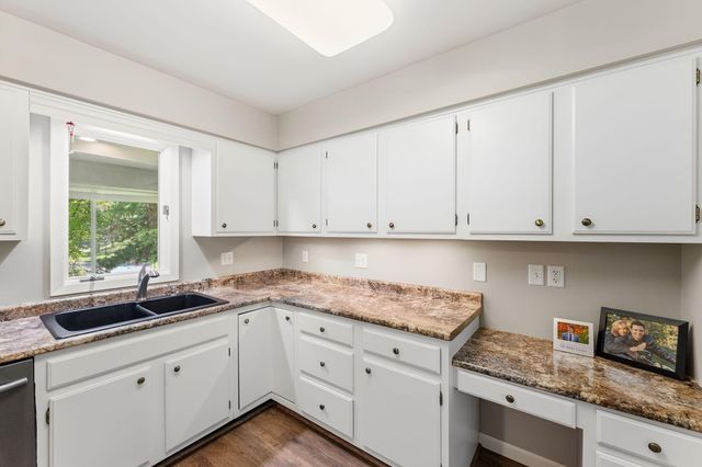 6435 Vernon Avenue S, Edina, MN 55436