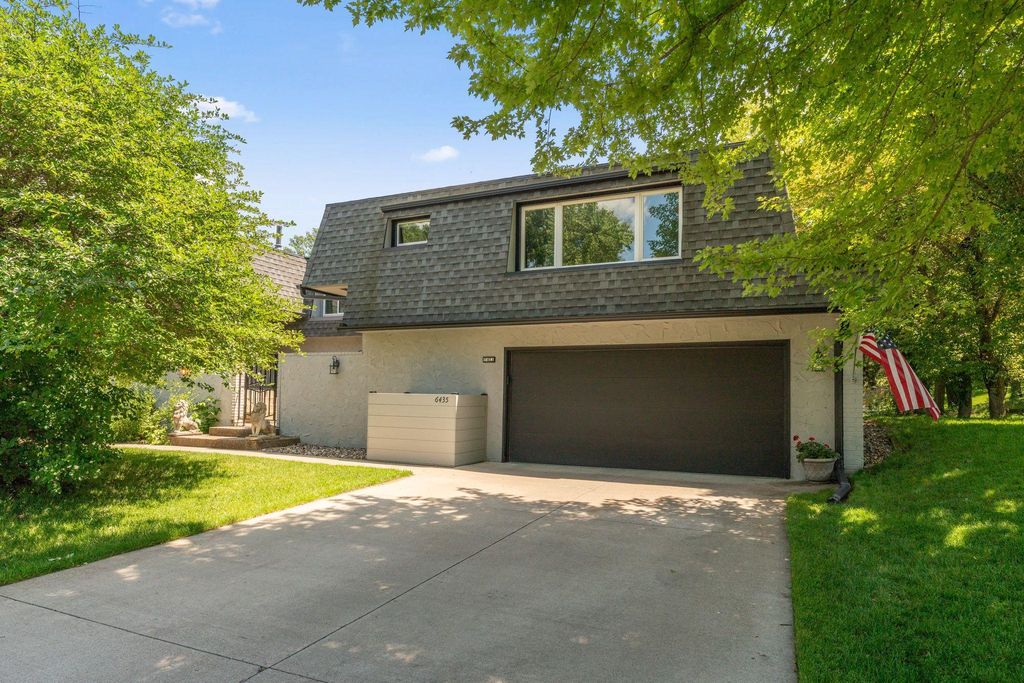 6435 Vernon Avenue S, Edina, MN 55436