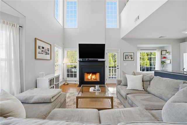 3777 Lake Point Boulevard, Suwanee, GA 30024