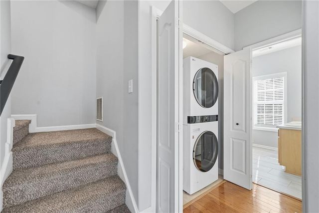 3777 Lake Point Boulevard, Suwanee, GA 30024