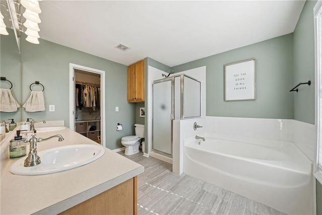 3777 Lake Point Boulevard, Suwanee, GA 30024