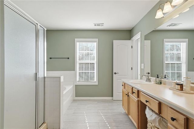 3777 Lake Point Boulevard, Suwanee, GA 30024