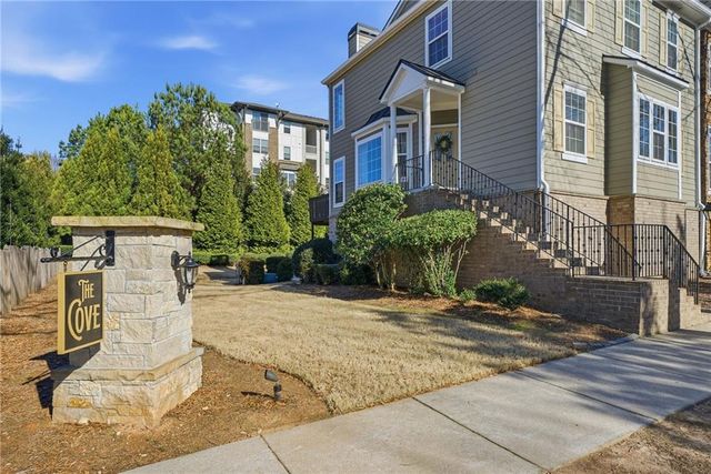 3777 Lake Point Boulevard, Suwanee, GA 30024