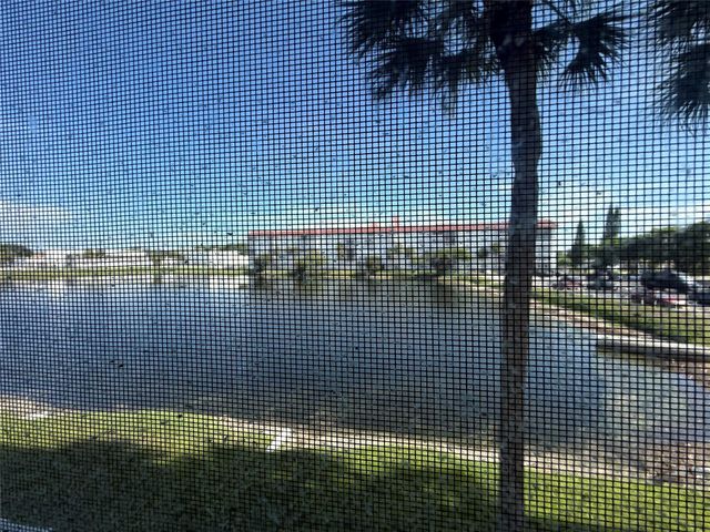 4751 NW 21st St 216, Lauderhill, FL 33313