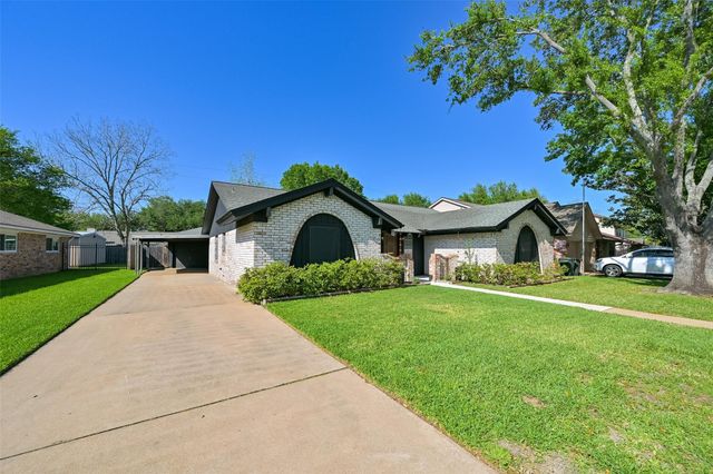 154 Camellia Street, Sugar Land, TX 77478