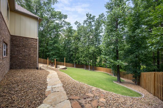 50 Melanie Drive, Bella Vista, AR 72714