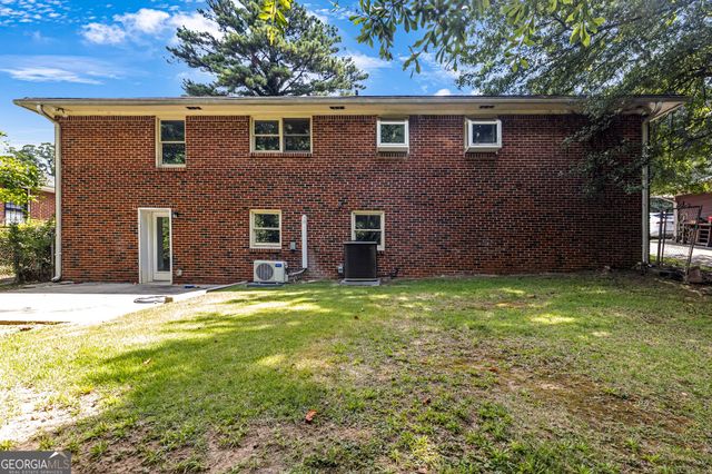166 Hermer Circle NW, Atlanta, GA 30311