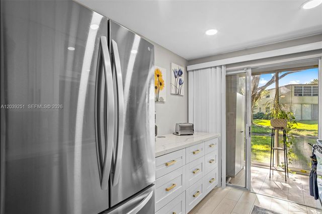 19 Abbey Lane 104, Delray Beach, FL 33446