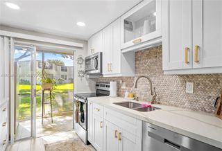 19 Abbey Lane 104, Delray Beach, FL 33446