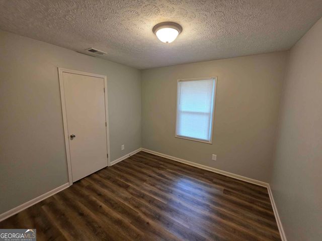 450 Glenwood Dr, Monroe, GA 30655