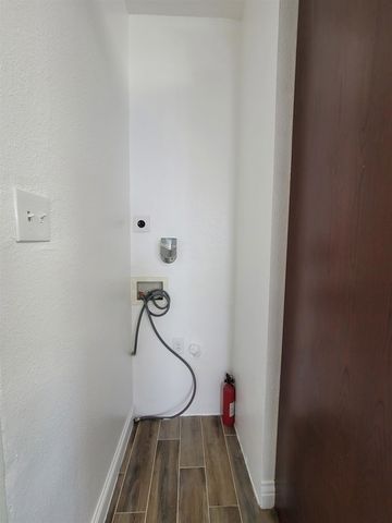 3137 Pleitner Ave, Oakland, CA 94602