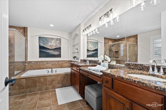 4124 Teak Circle, Naperville, IL 60564