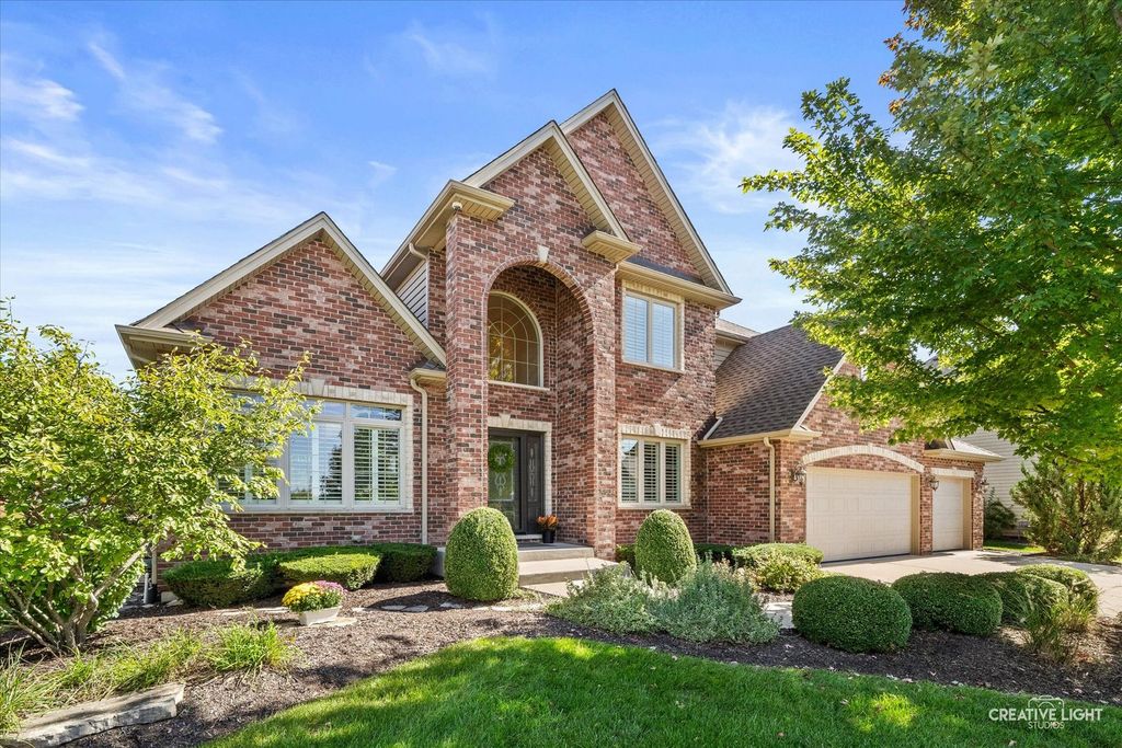 4124 Teak Circle, Naperville, IL 60564