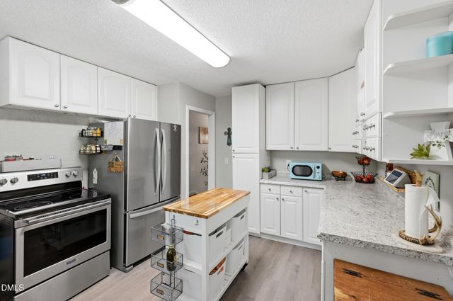 3102 Little River Drive, Hillsborough, NC 27278