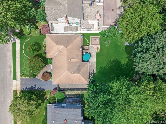 3167 Morgan Drive, Wantagh, NY 11793