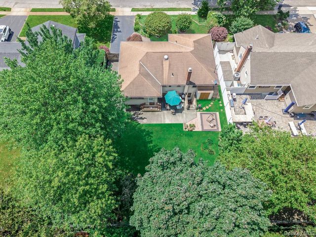 3167 Morgan Drive, Wantagh, NY 11793