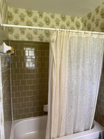 1208 Sunshine Drive, Crestview, FL 32539