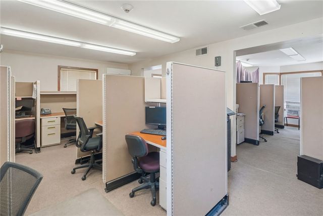 544 Douglas Avenue, Providence, RI 02908