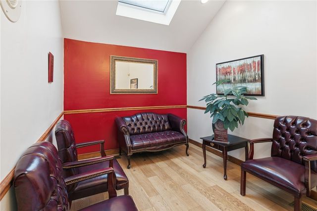 544 Douglas Avenue, Providence, RI 02908