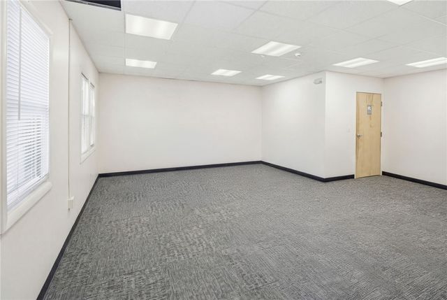 544 Douglas Avenue, Providence, RI 02908