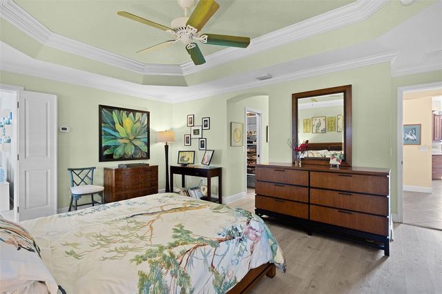 2406 GATSBY LANE, The Villages, FL 32162