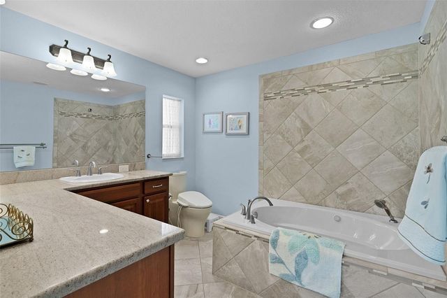 2406 GATSBY LANE, The Villages, FL 32162