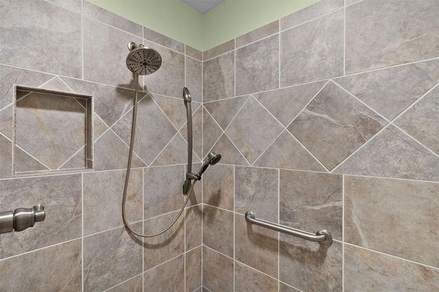 2406 GATSBY LANE, The Villages, FL 32162