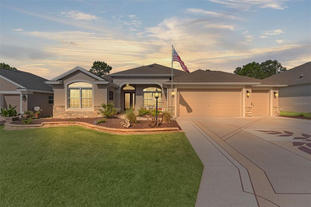 2406 GATSBY LANE, The Villages, FL 32162