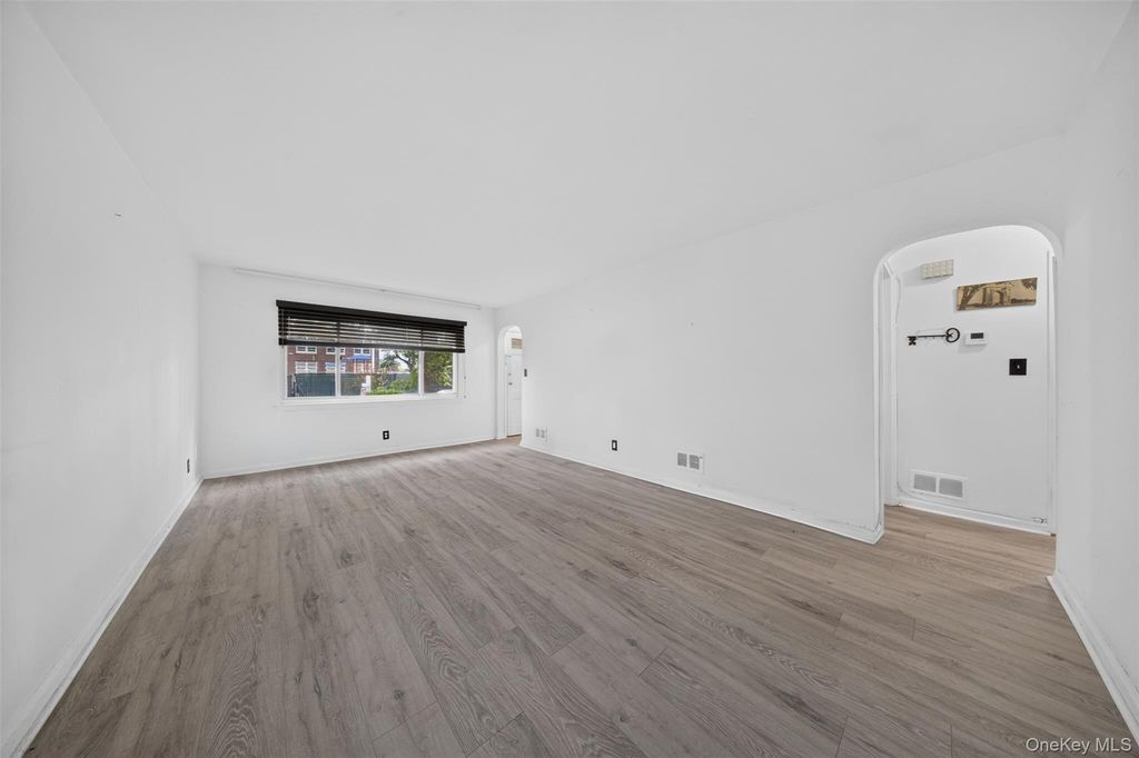 163-07 21st Avenue, Whitestone, NY 11357 — photo 5