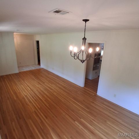 3733 Royal Crest Drive, Montgomery, AL 36109