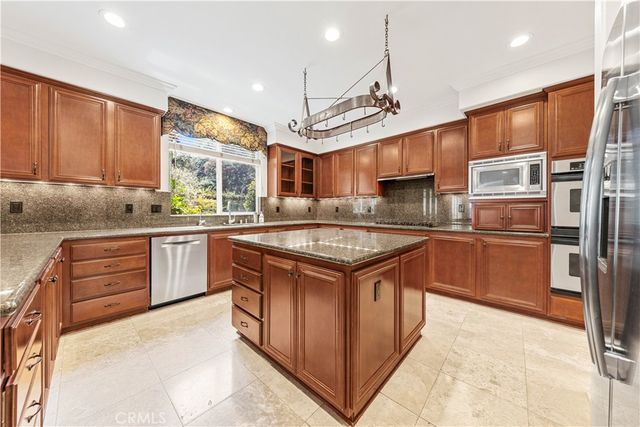 26 Remington, Aliso Viejo, CA 92656